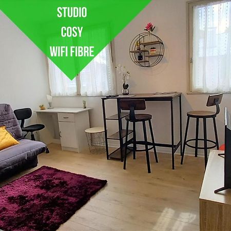 Le Zen -Studio Tout Equipe- Wifi Fibre- Centre Ville Avec Parking Tarbes Buitenkant foto