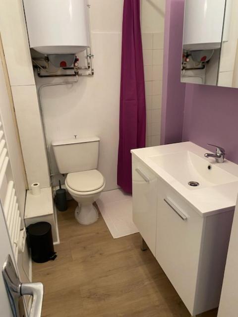 Le Zen -Studio Tout Equipe- Wifi Fibre- Centre Ville Avec Parking Tarbes Buitenkant foto